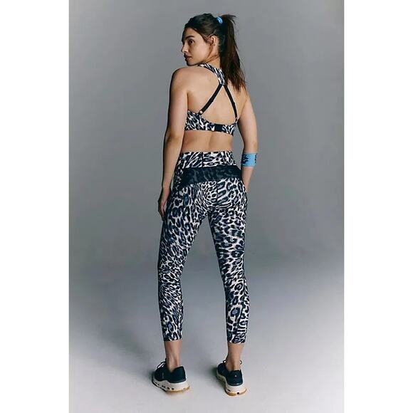 Free People Movement Find Your Way Printed Leggings Blue Animal Print - Size M - Picture 8 of 8